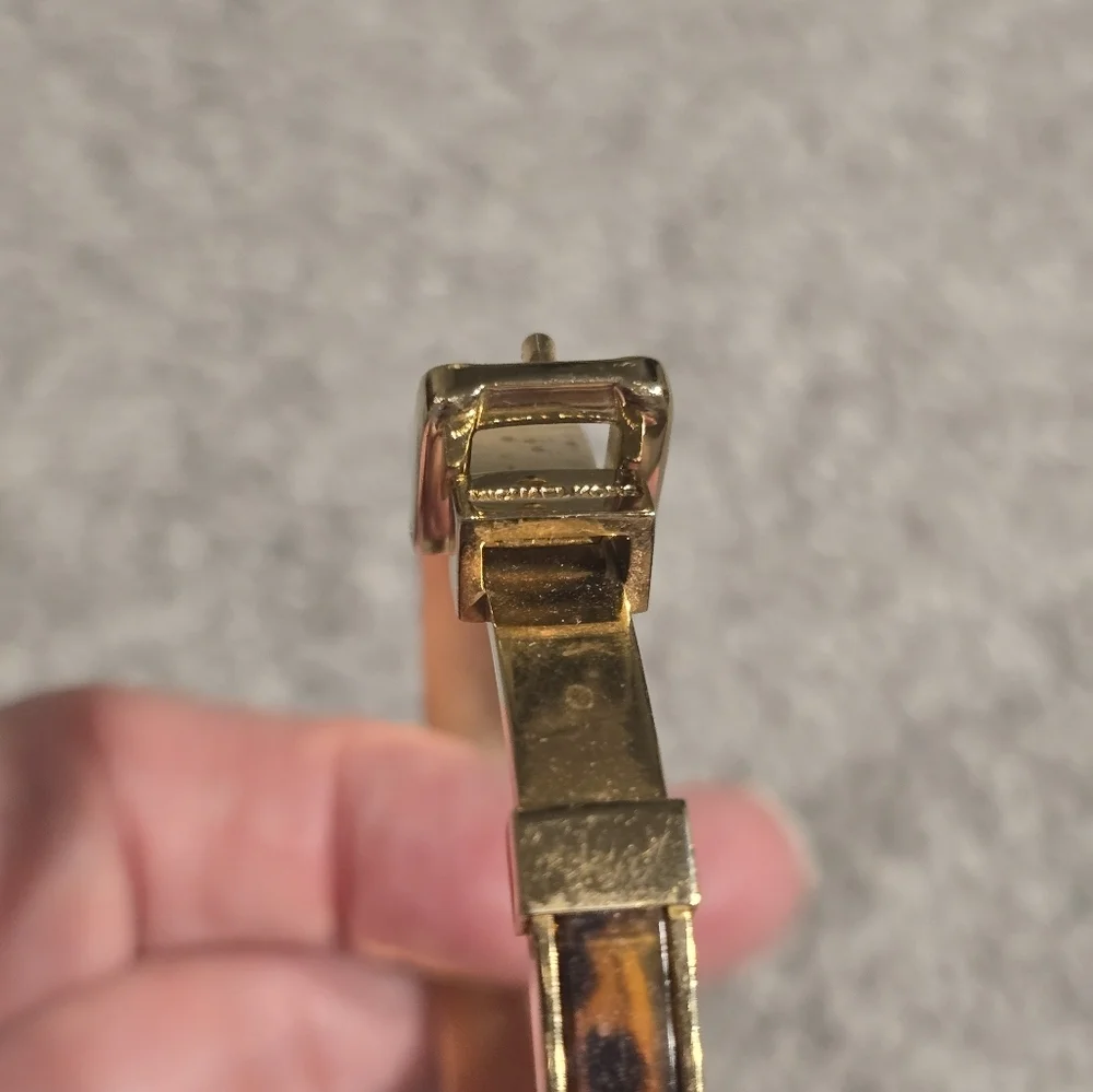 Michael Kors Bedford Buckle Bangle Bracelet Tortoise Classic